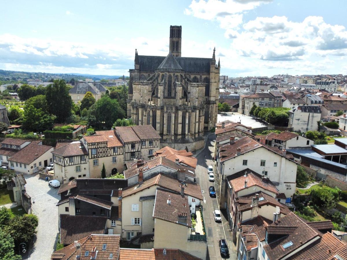 Bel Appartement En Plein Centre Ville Limoges Exterior photo