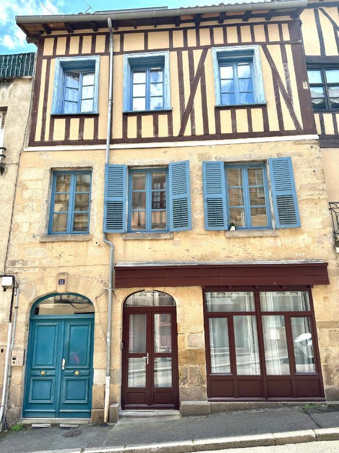 Bel Appartement En Plein Centre Ville Limoges Exterior photo